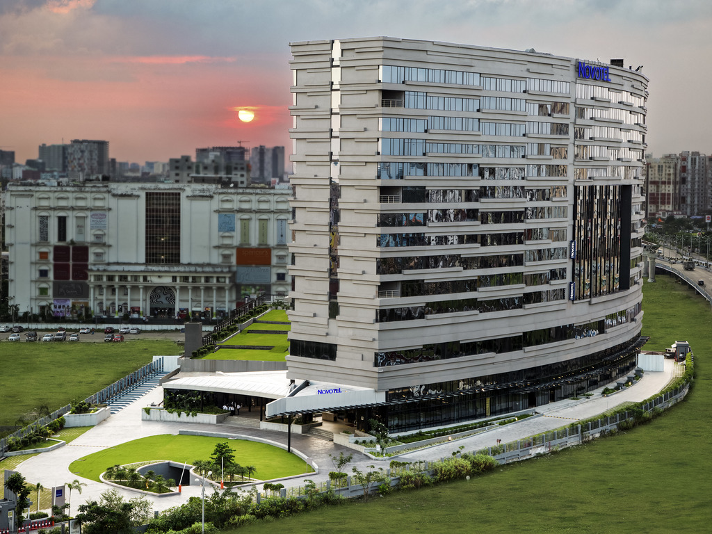 Novotel Kolkata Hotel and Residences-img